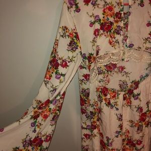 GIRLS FLOWY DRESS!